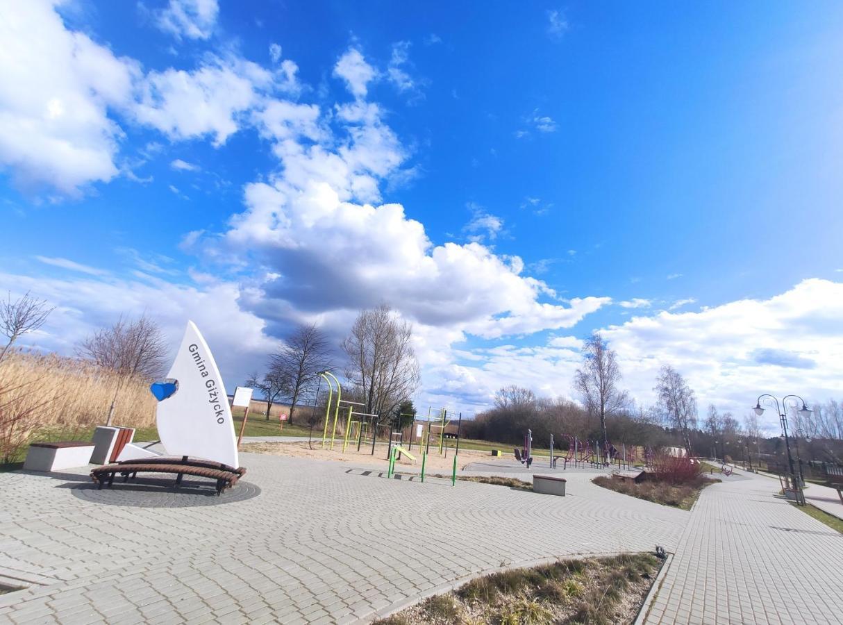 Apartament Zeglarski Wilkasy Esterno foto